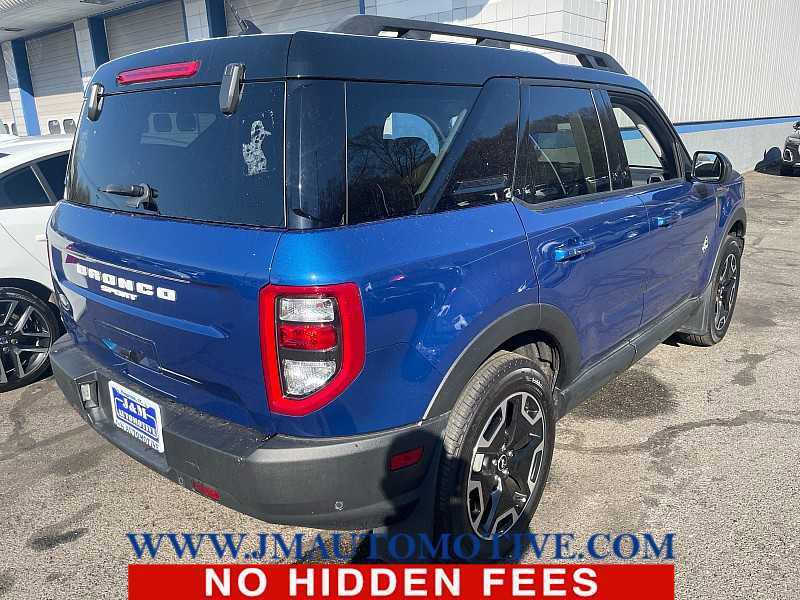 Used 2024 Ford Bronco Sport Outer Banks w/ Tech Package AWD/4WD image 3