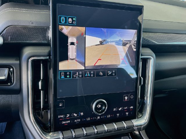 New 2026 GMC Yukon Elevation w/ Elevation Premium Package AWD/4WD image 9