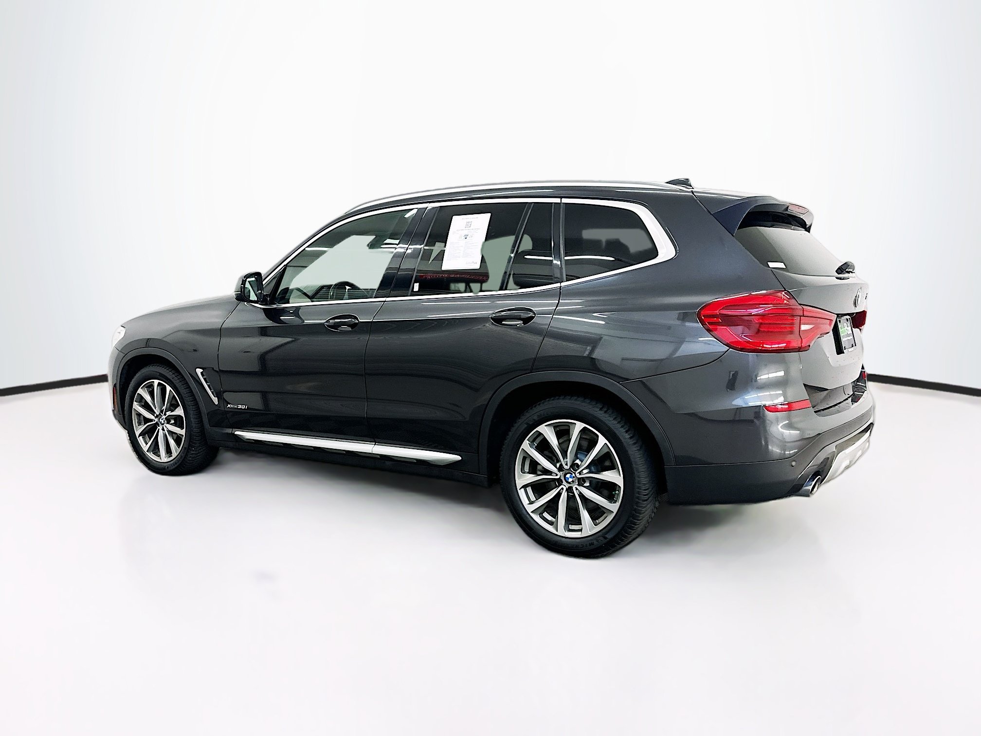Used 2018 BMW X3 xDrive30i AWD/4WD image 5