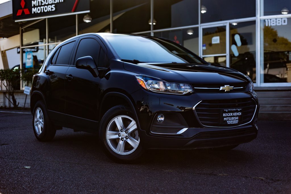 Used 2020 Chevrolet Trax LS w/ Tint and Cruise Package image 1