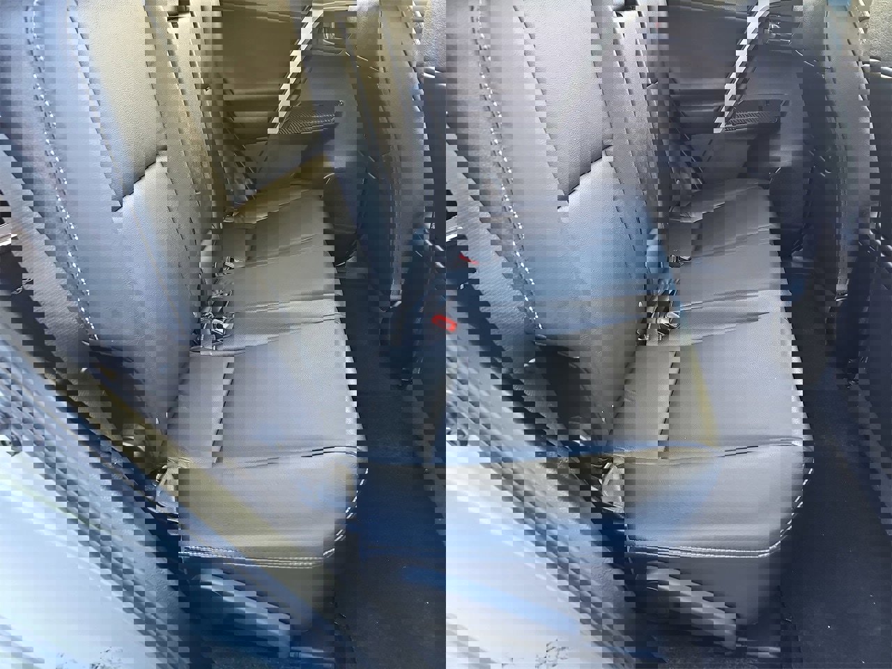 Used 2015 Toyota RAV4 Limited w/ Technology Package image 14