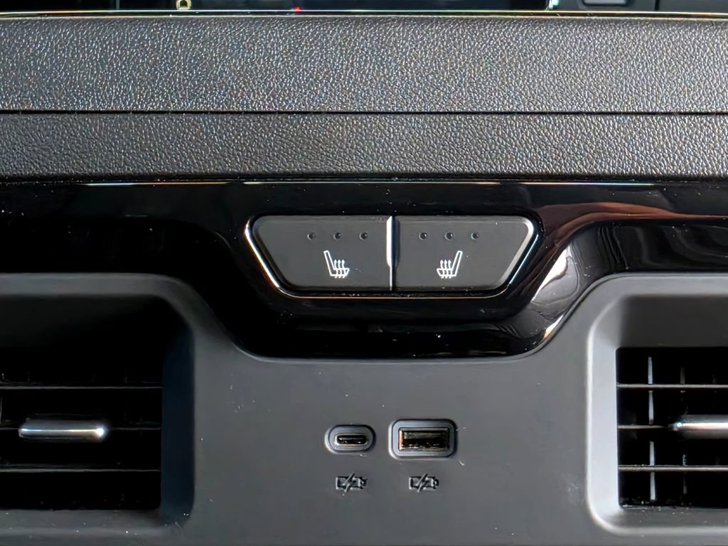 Used 2026 GMC Sierra 1500 AT4 w/ AT4 Premium Package AWD/4WD image 88