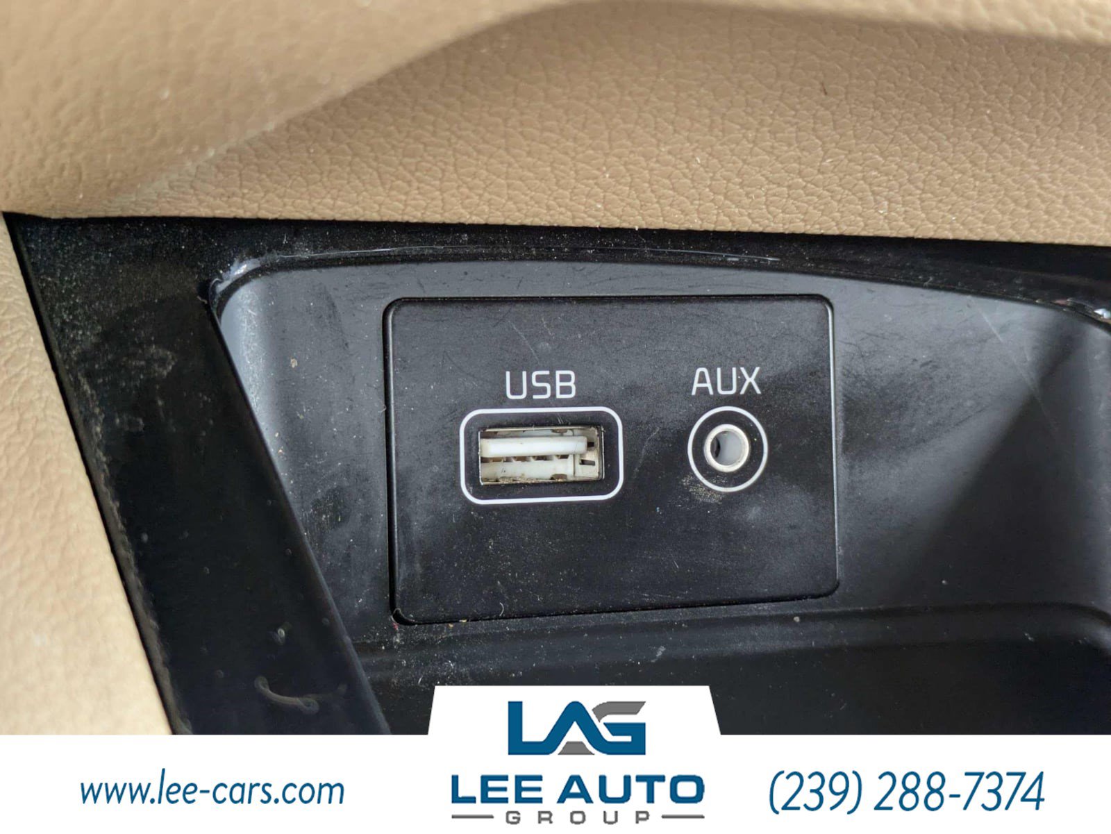Used 2017 Kia Sedona SX Limited w/ Option Group 030 FWD image 27