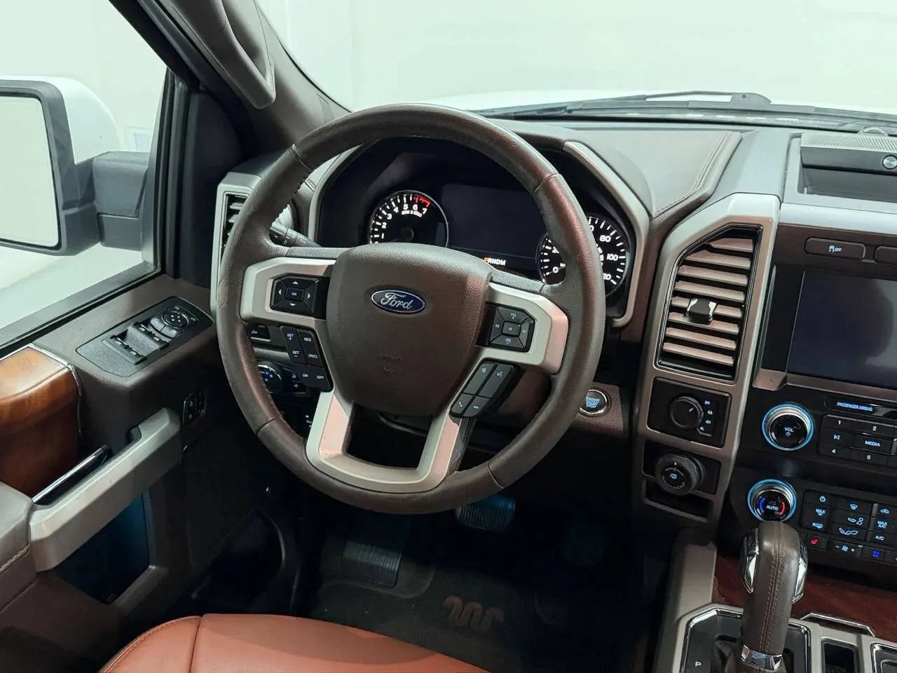 Used 2020 Ford F150 King Ranch w/ Trailer Tow Package AWD/4WD image 21