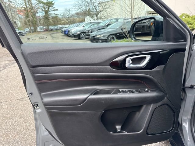 Used 2022 Jeep Compass Trailhawk image 37