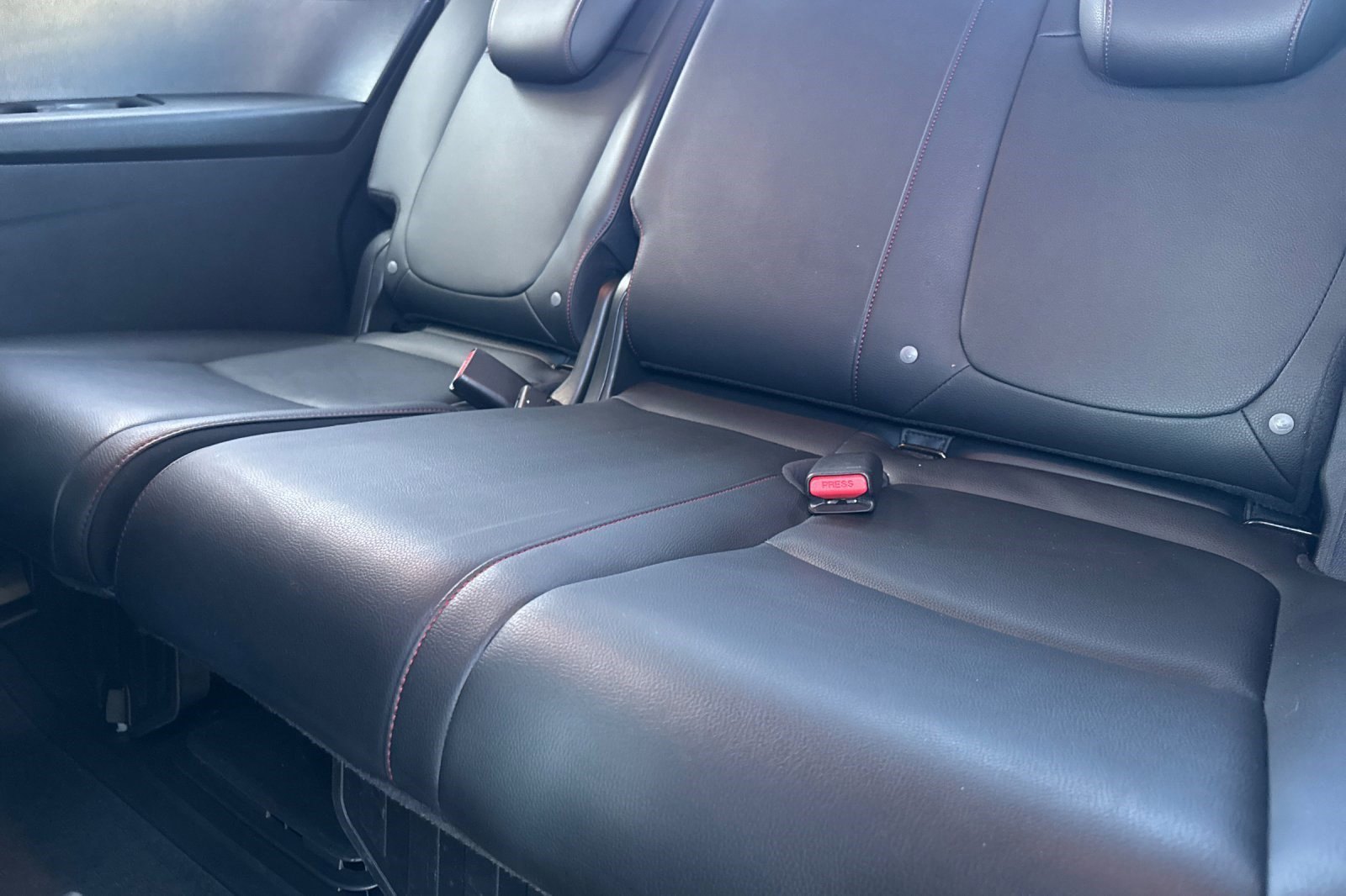 Used 2025 Honda Odyssey Sport-L image 32