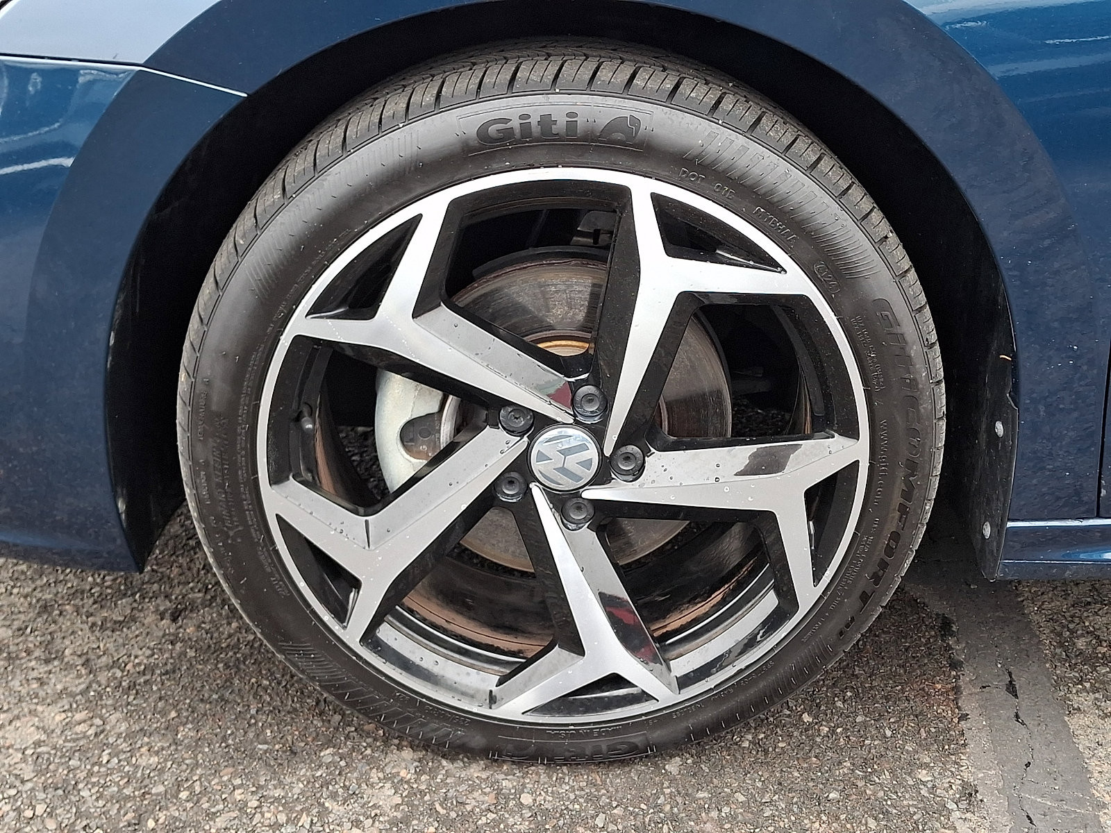 Used 2021 Volkswagen Passat 2.0T R-Line image 10