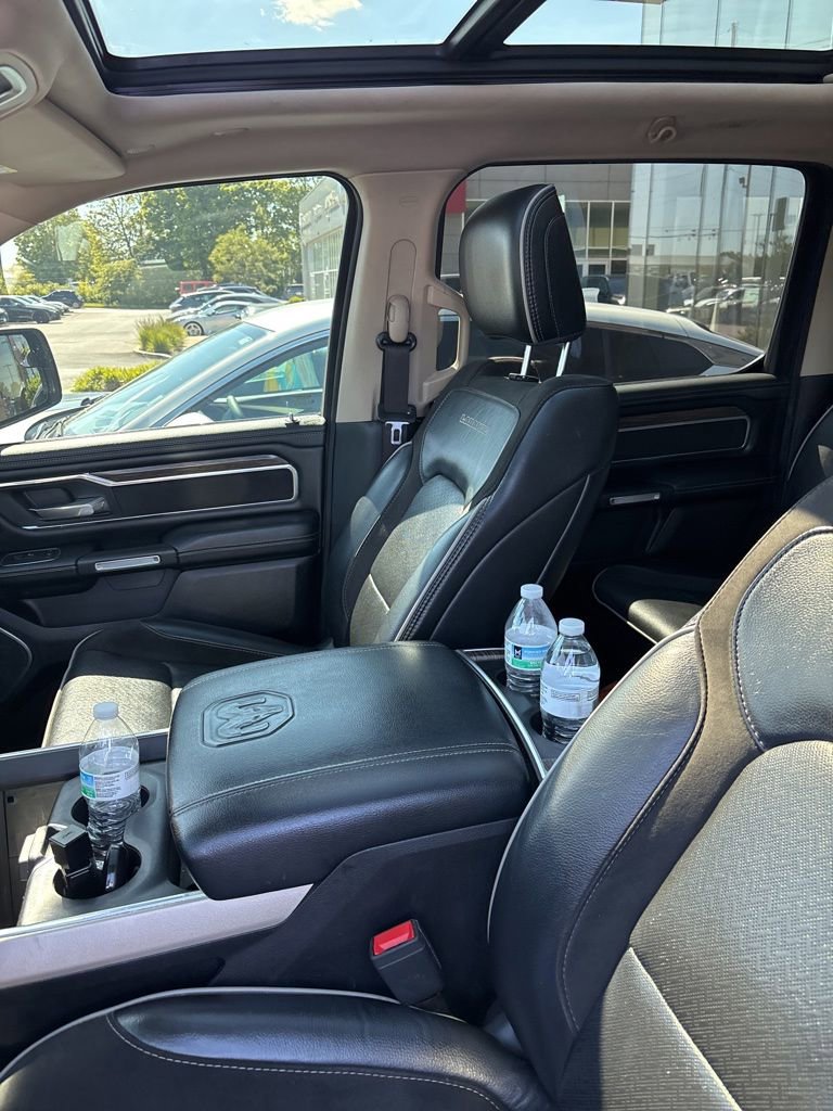 Used 2020 RAM 1500 Laramie AWD/4WD image 8