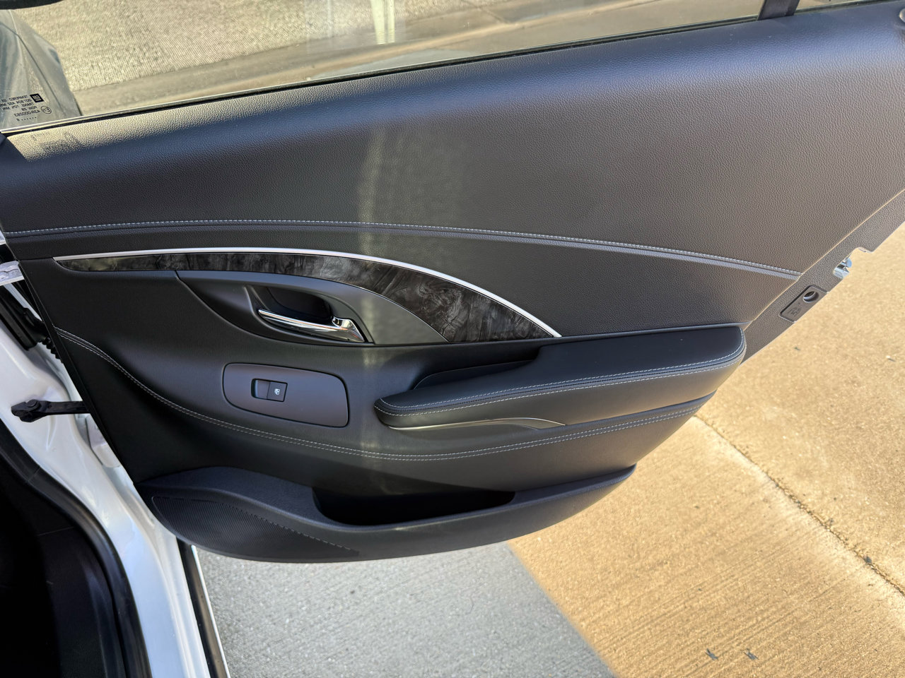 Used 2016 Buick LaCrosse Sport Touring w/ Experience Buick Package image 20