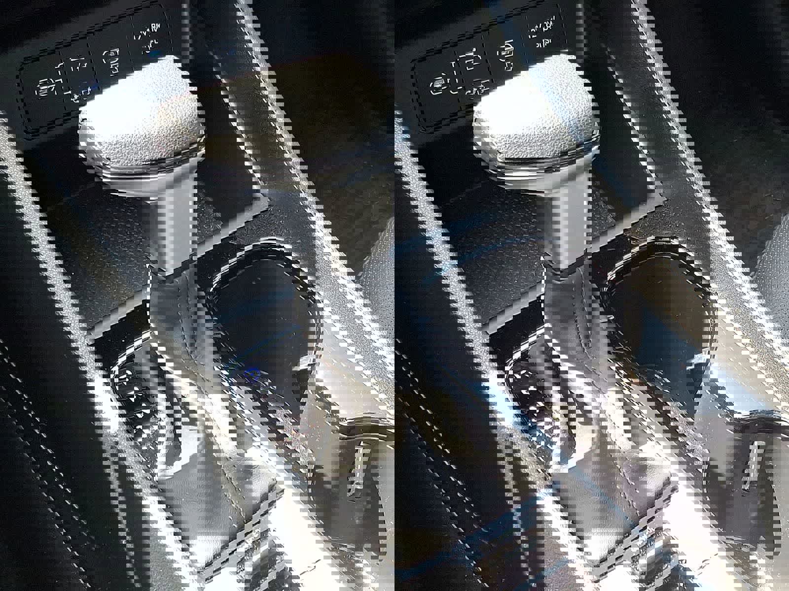 Used 2025 Hyundai Santa Cruz SEL image 21