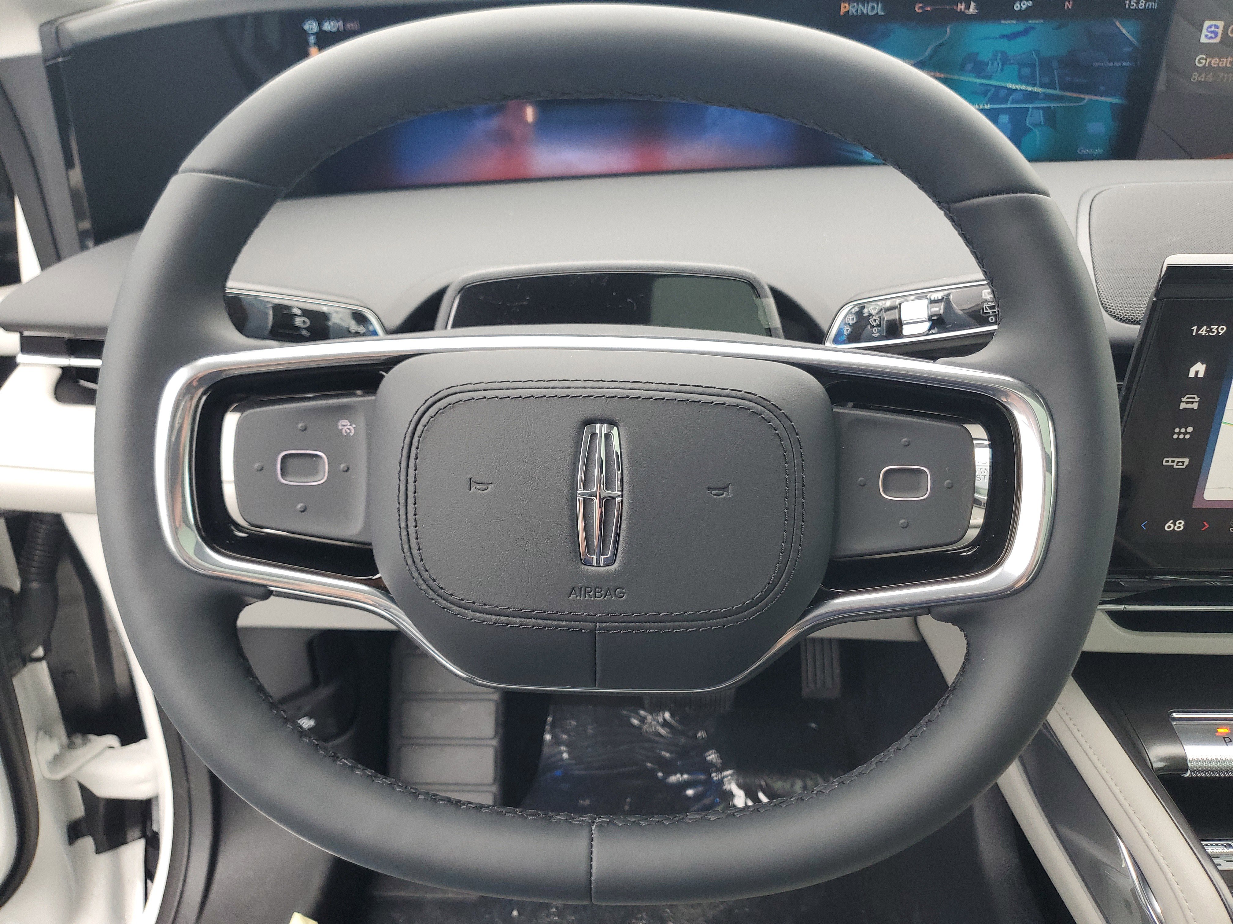 New 2026 Lincoln Nautilus Reserve w/ Jet Appearance Package image 16