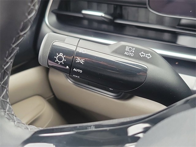 Certified 2025 Kia Carnival LXS image 15