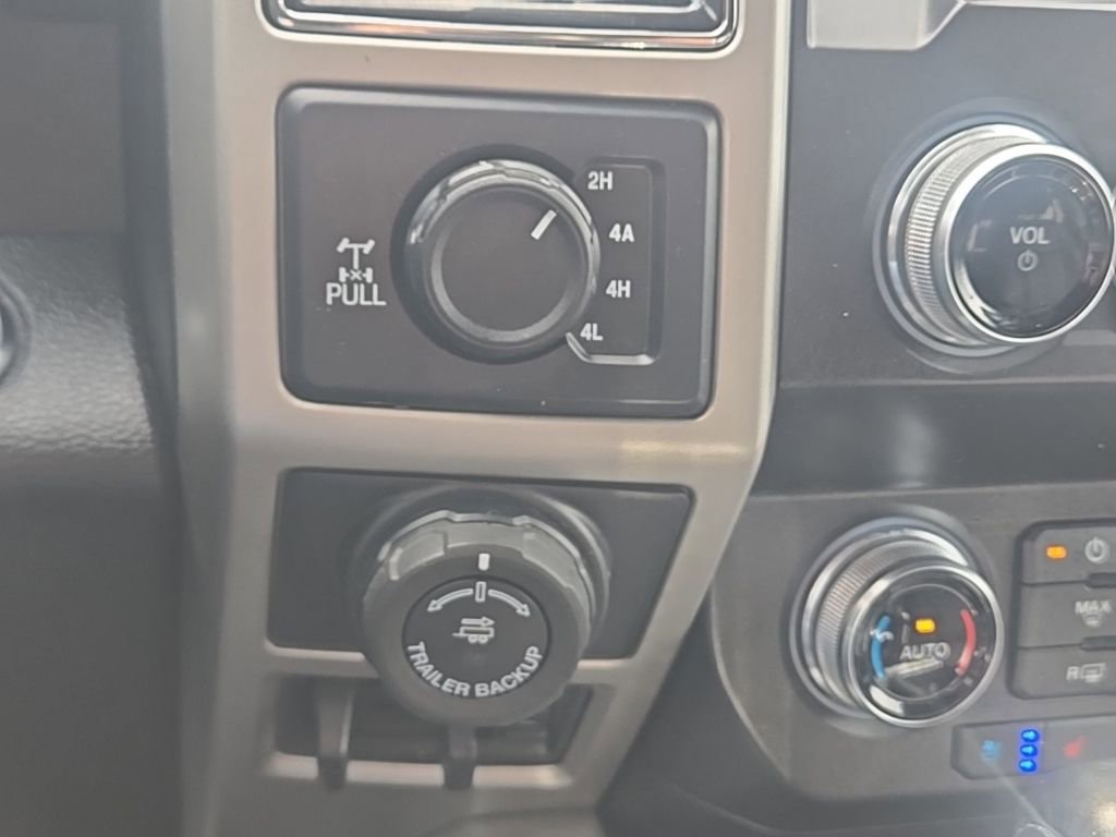 Used 2020 Ford F150 Lariat w/ Equipment Group 502A Luxury image 29