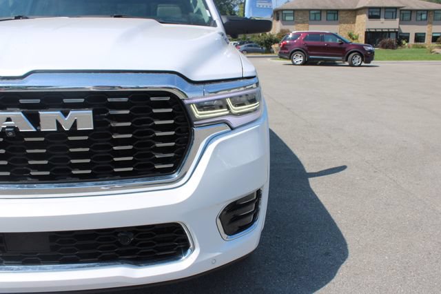 Used 2025 RAM 1500 Tungsten w/ Off Road Group AWD/4WD image 41
