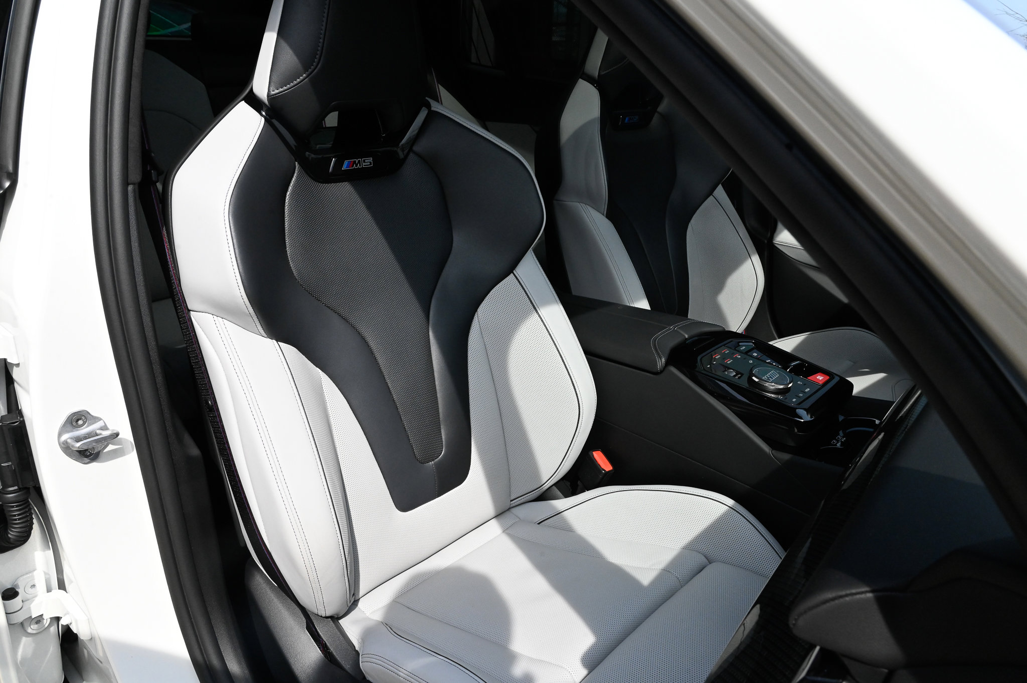 Used 2026 BMW M5 Touring image 55