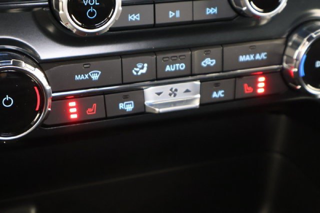 New 2026 Ford F150 XLT w/ Equipment Group 302A MID AWD/4WD image 25