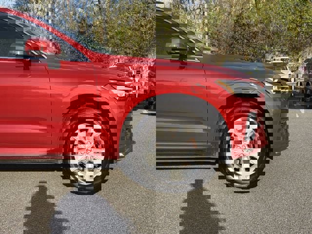 Used 2022 Volvo XC60 B5 Momentum AWD/4WD image 9