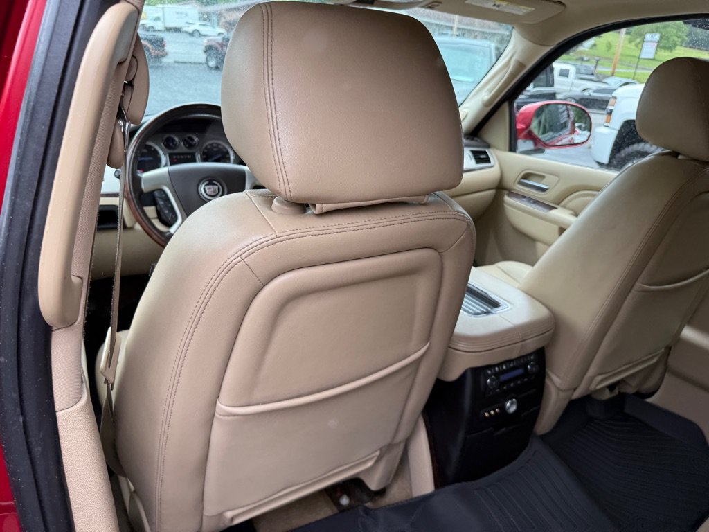 Used 2013 Cadillac Escalade Premium AWD/4WD image 57