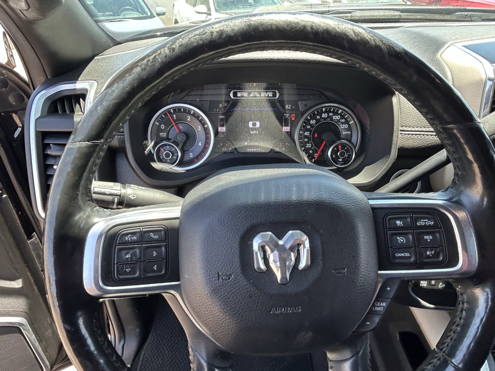 Used 2019 RAM 2500 Laramie AWD/4WD image 15
