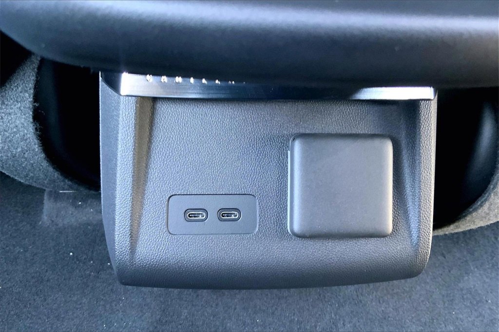 New 2026 Cadillac Lyriq V image 22