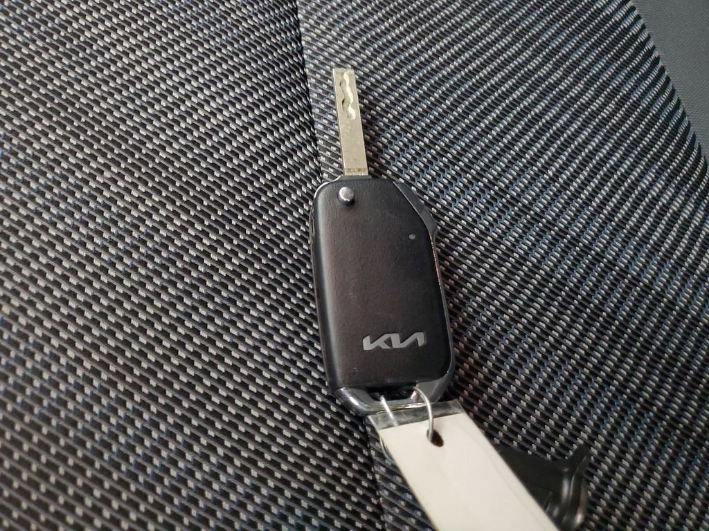 Used 2024 Kia Seltos LX image 26