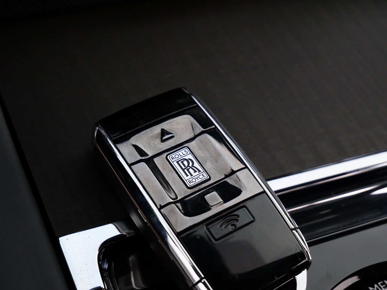 Certified 2023 Rolls-Royce Cullinan AWD/4WD image 29