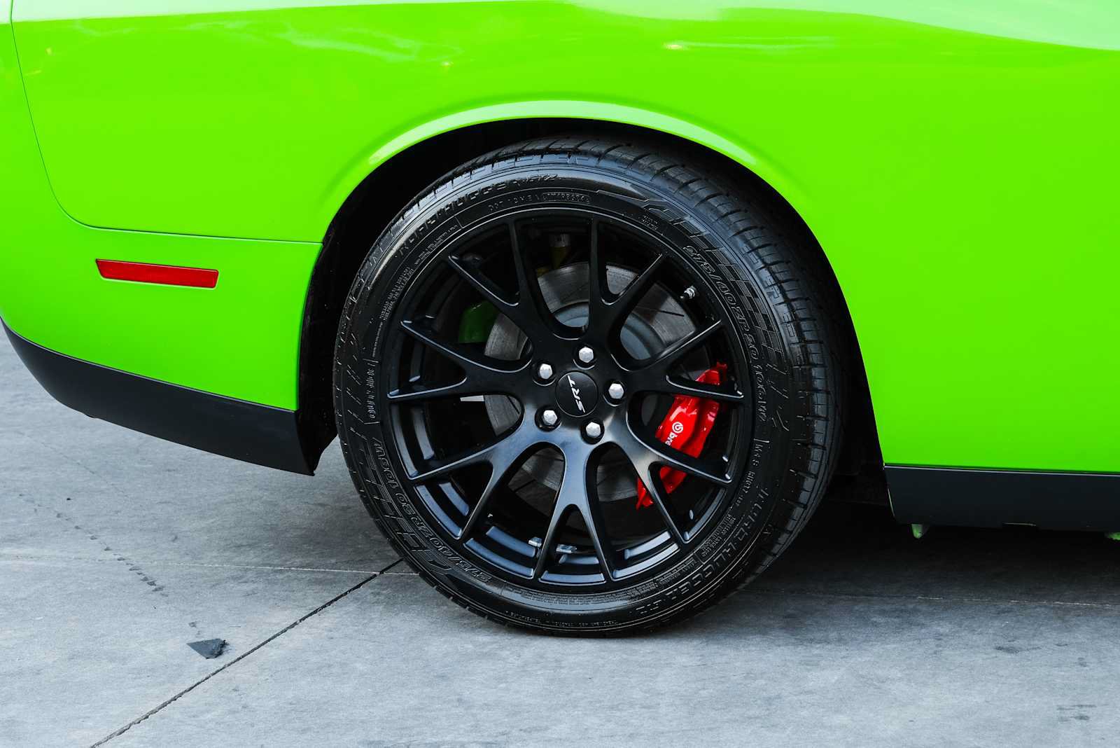 Used 2015 Dodge Challenger SRT Hellcat RWD image 11