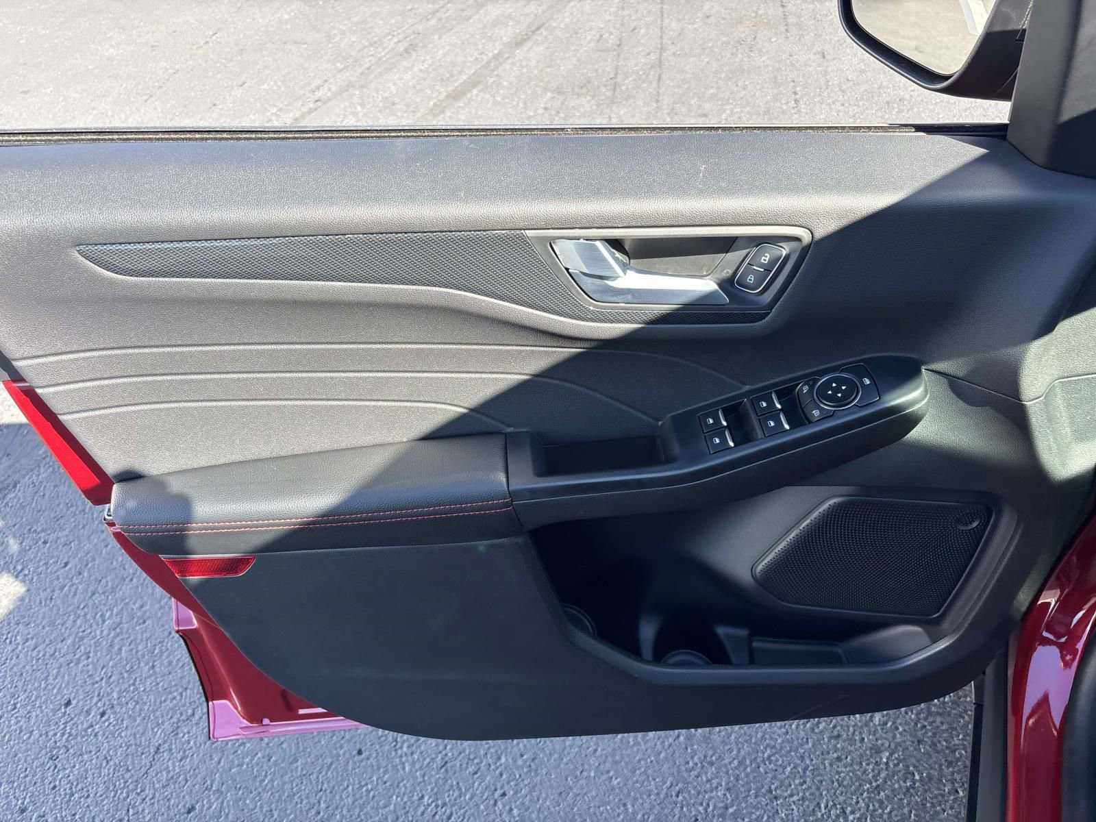 New 2026 Ford Escape ST-Line w/ Cold Weather Package image 11