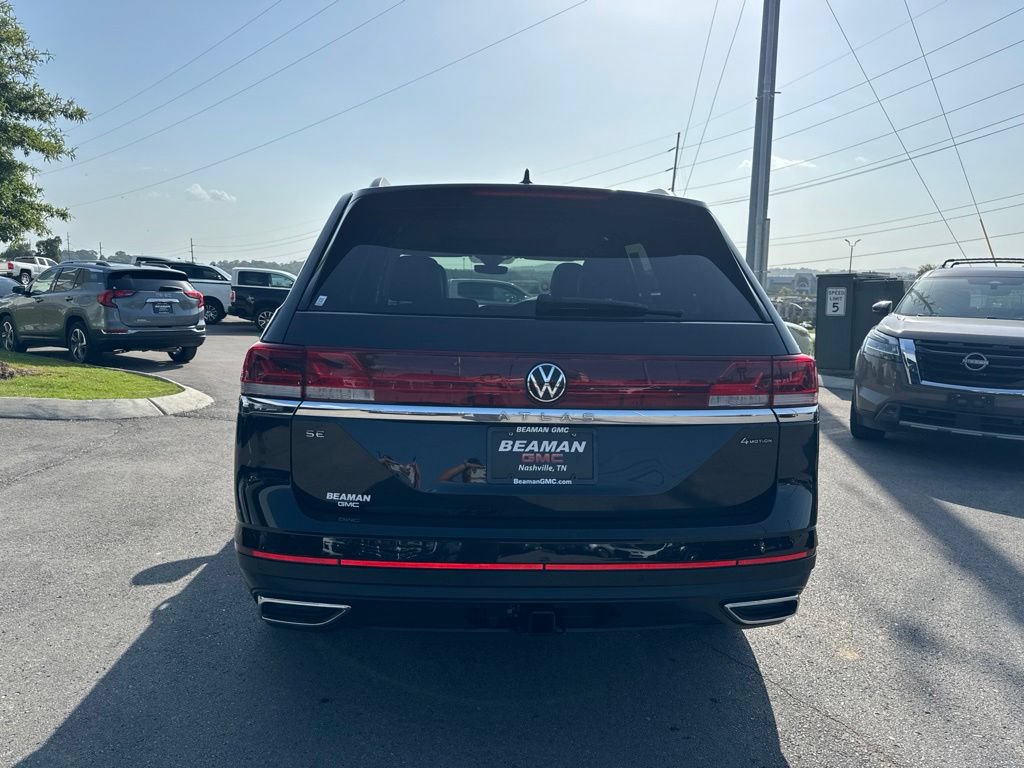 Used 2024 Volkswagen Atlas SE AWD/4WD image 6