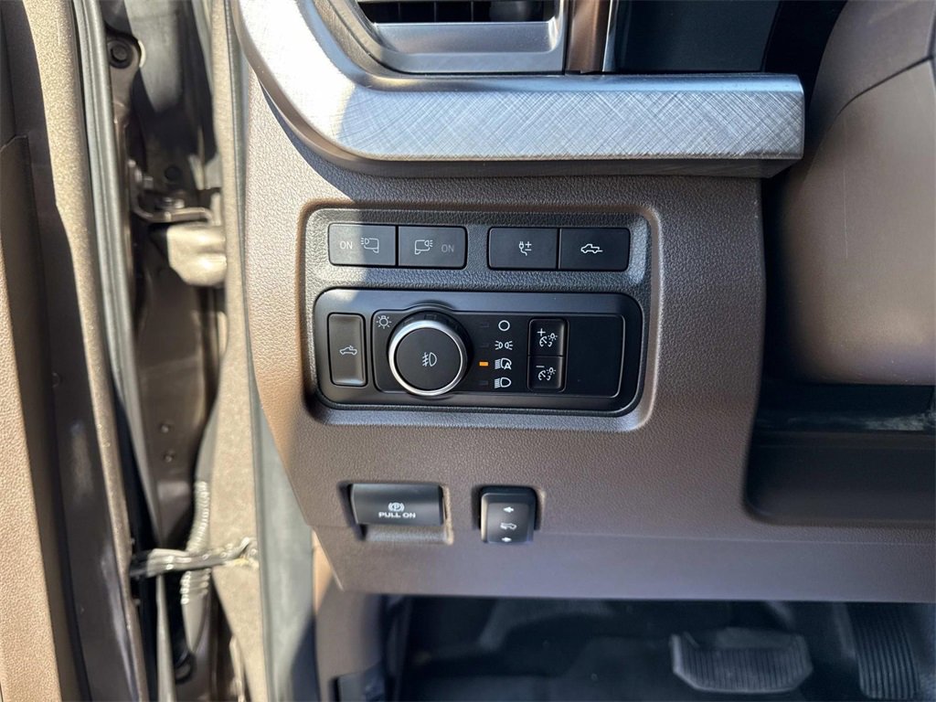 Used 2023 Ford F350 King Ranch w/ Chrome Package image 12