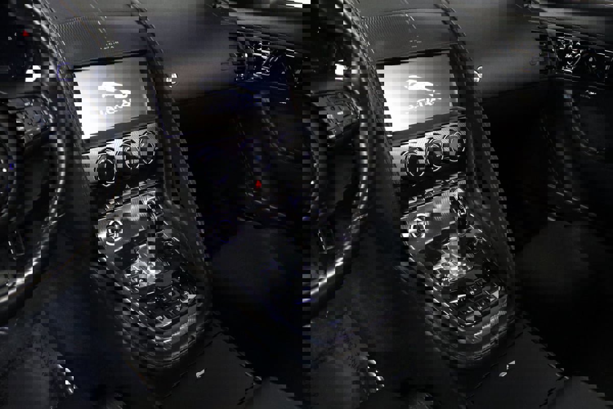 Used 2021 Jaguar F-TYPE R-Dynamic image 51