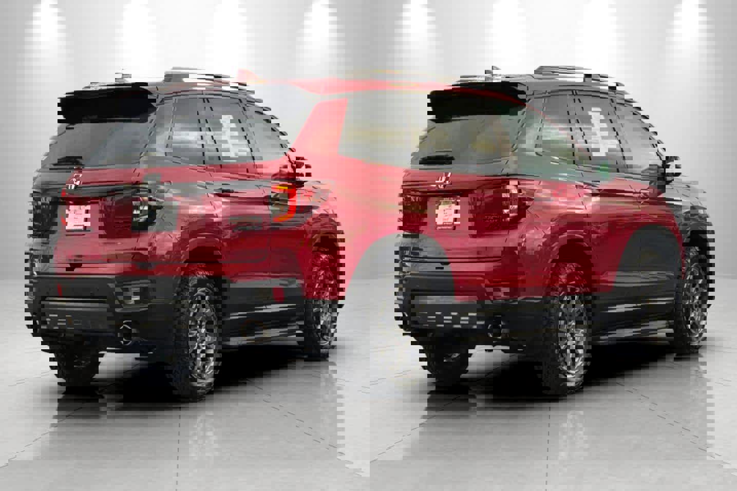 Used 2024 Honda Passport TrailSport image 2