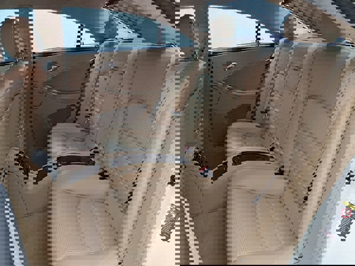 Used 2006 Mercedes-Benz CLS 55 AMG image 27