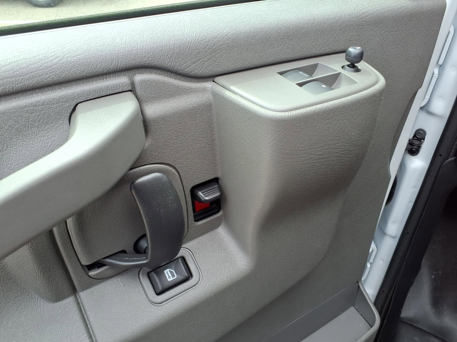 New 2026 Chevrolet Express 2500 Extended w/ Driver Convenience Package RWD image 13