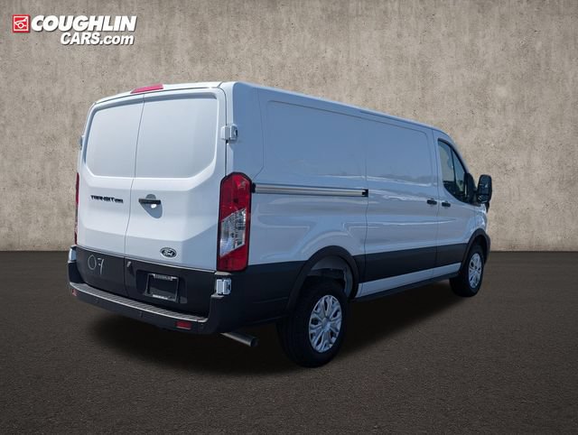 New 2026 Ford Transit 250 Low Roof w/ Load Area Protection Package RWD image 8