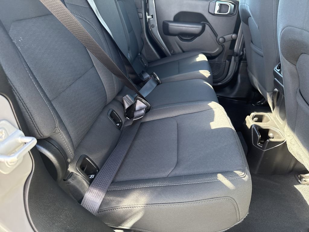 Used 2022 Jeep Gladiator Sport w/ Trailer Tow Package image 17