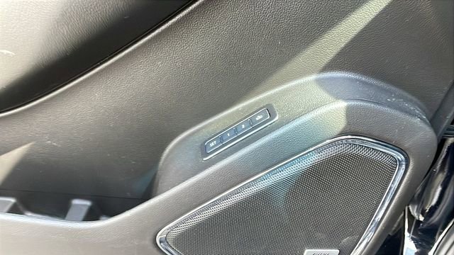 Used 2018 GMC Yukon SLT w/ Open Road Package AWD/4WD image 29