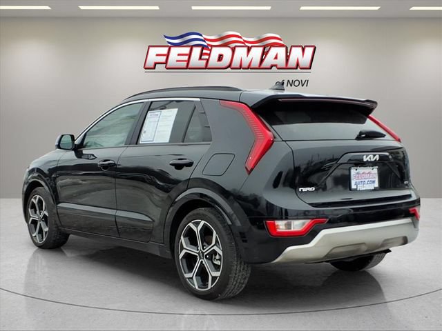 Used 2024 Kia Niro EX Touring FWD image 8