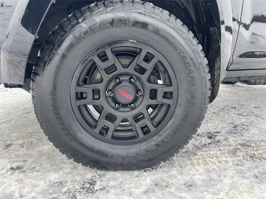 Used 2023 Toyota 4Runner SR5 image 32