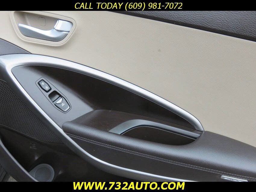 Used 2015 Hyundai Santa Fe Sport 2.0T AWD/4WD image 21