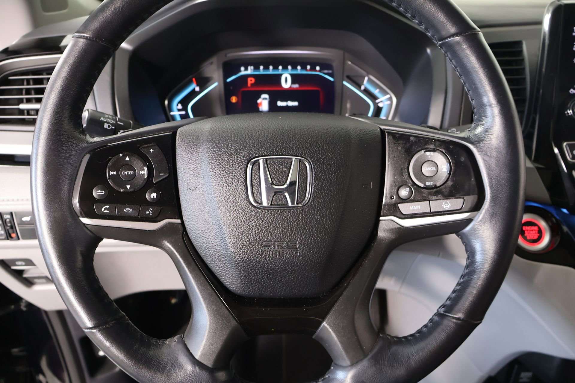 Used 2020 Honda Odyssey Elite image 3