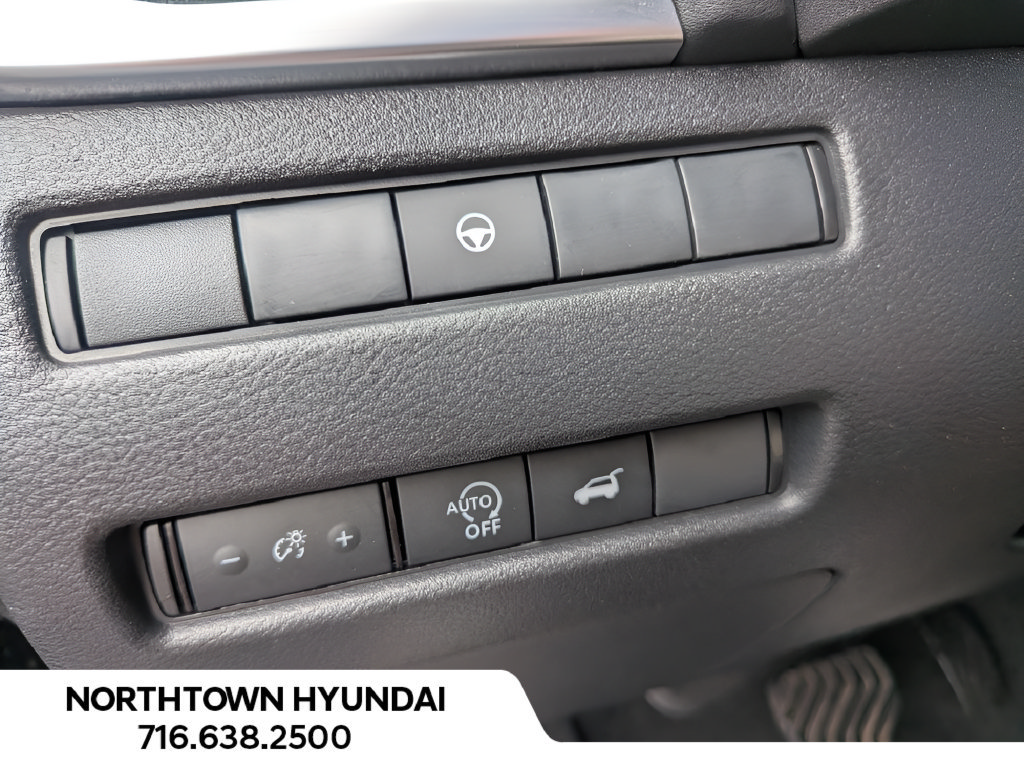 Used 2026 Nissan Rogue SV AWD/4WD image 27