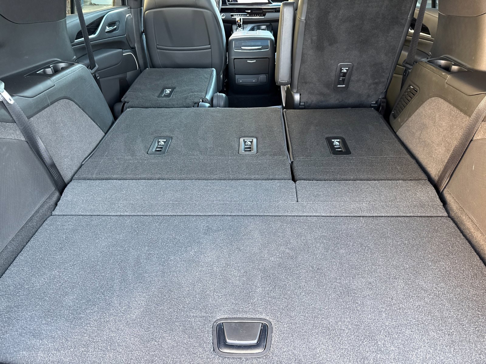 Used 2022 Cadillac Escalade Sport image 17