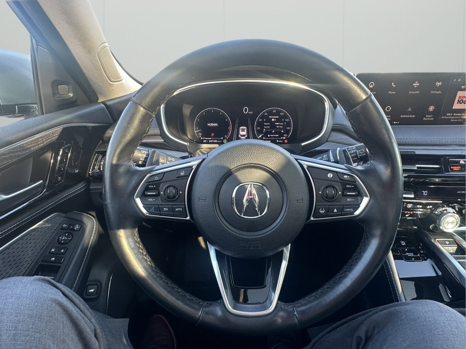 Used 2023 Acura MDX SH-AWD w/ Advance Package image 15