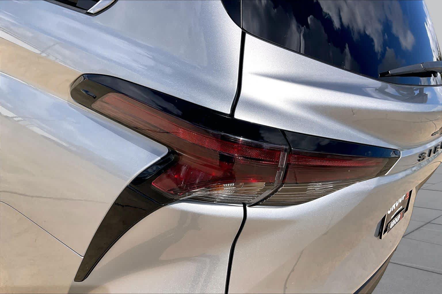 Used 2025 Toyota Sienna XLE FWD image 24