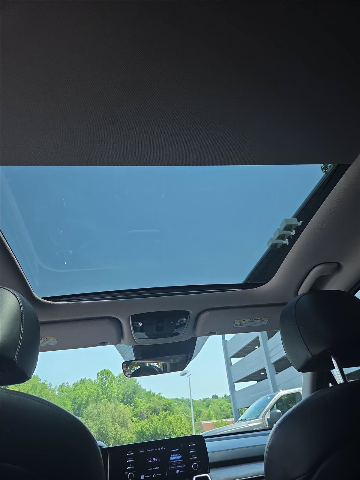 Certified 2021 Kia Sorento EX w/ Panoramic Sunroof Package AWD/4WD image 33
