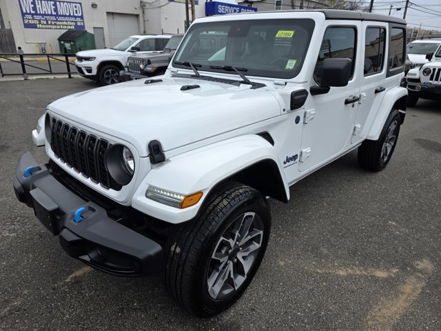 Used 2024 Jeep Wrangler Sport S w/ Convenience Group image 2