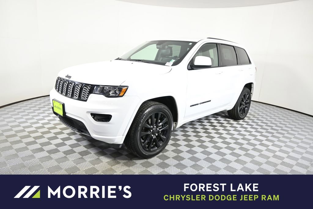 Used 2020 Jeep Grand Cherokee Altitude AWD/4WD image 1