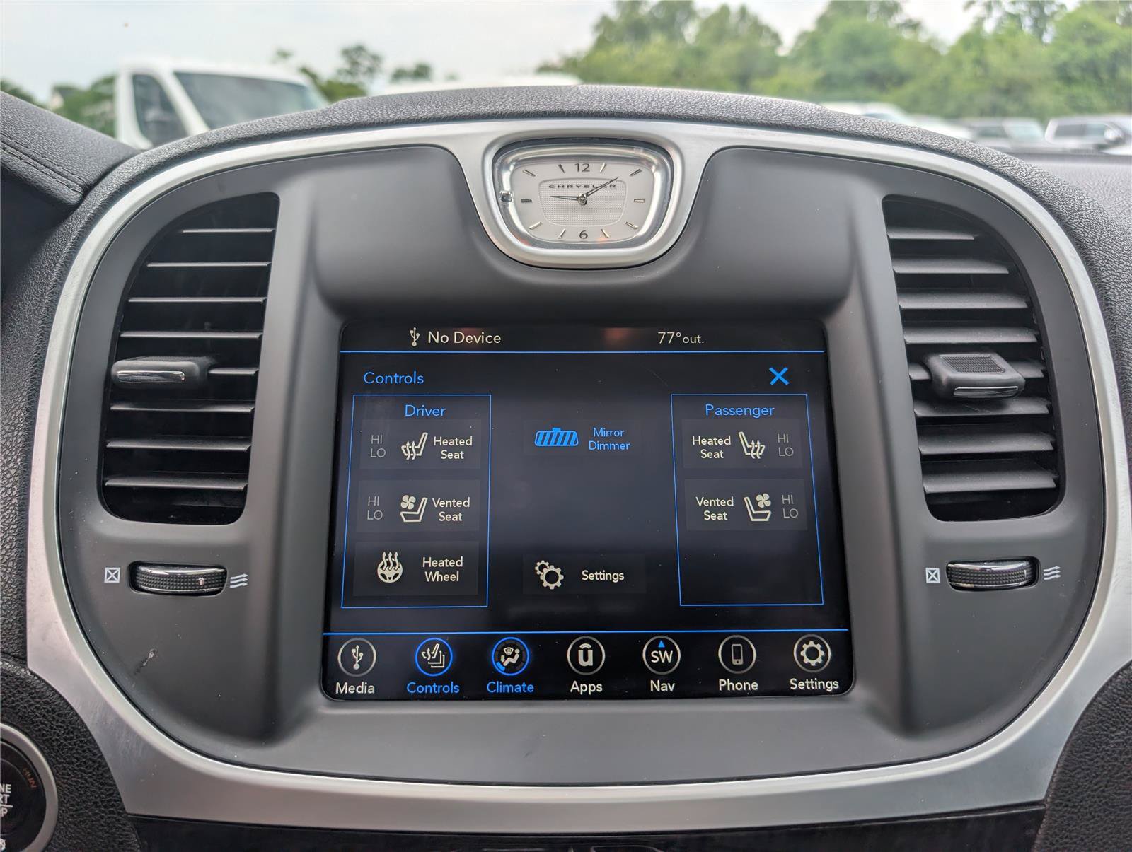Used 2023 Chrysler 300 Touring L w/ Popular Equipment Group AWD/4WD image 31