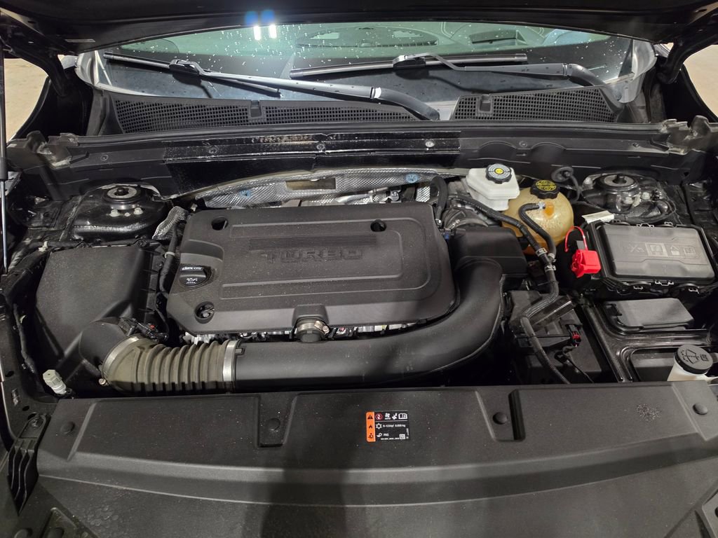 Used 2021 Buick Envision Avenir w/ Technology Package II FWD image 9